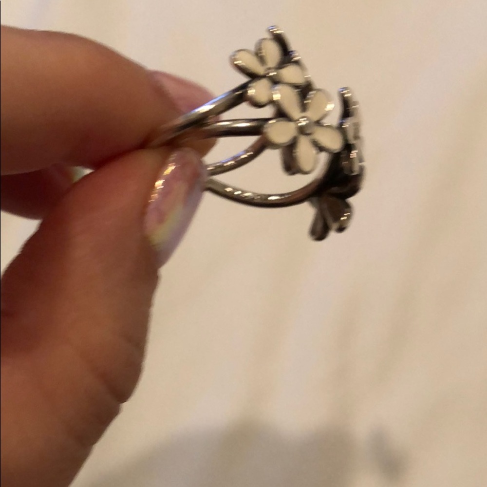 3 flower ring - Picture 4 of 5